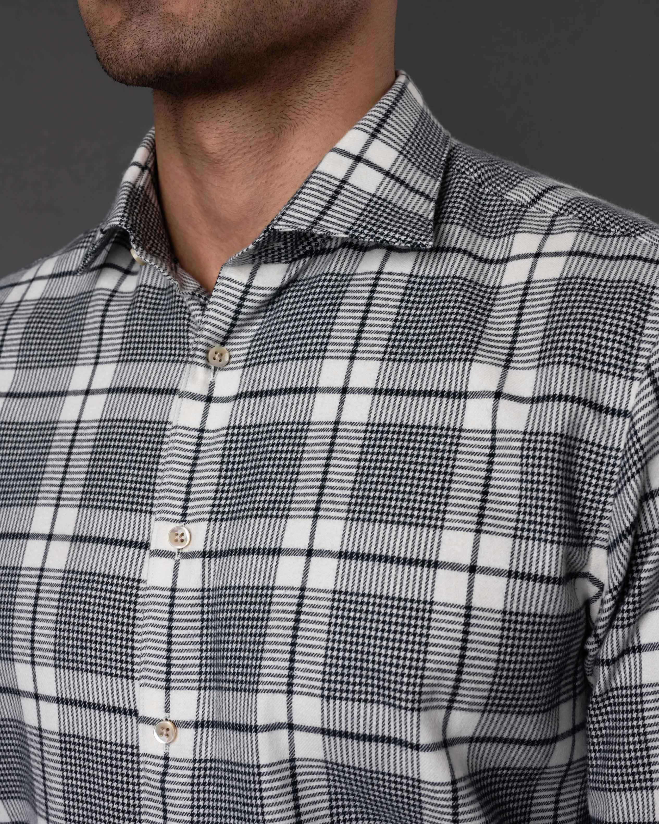 Fitted Body - Checked Flannel Shirt