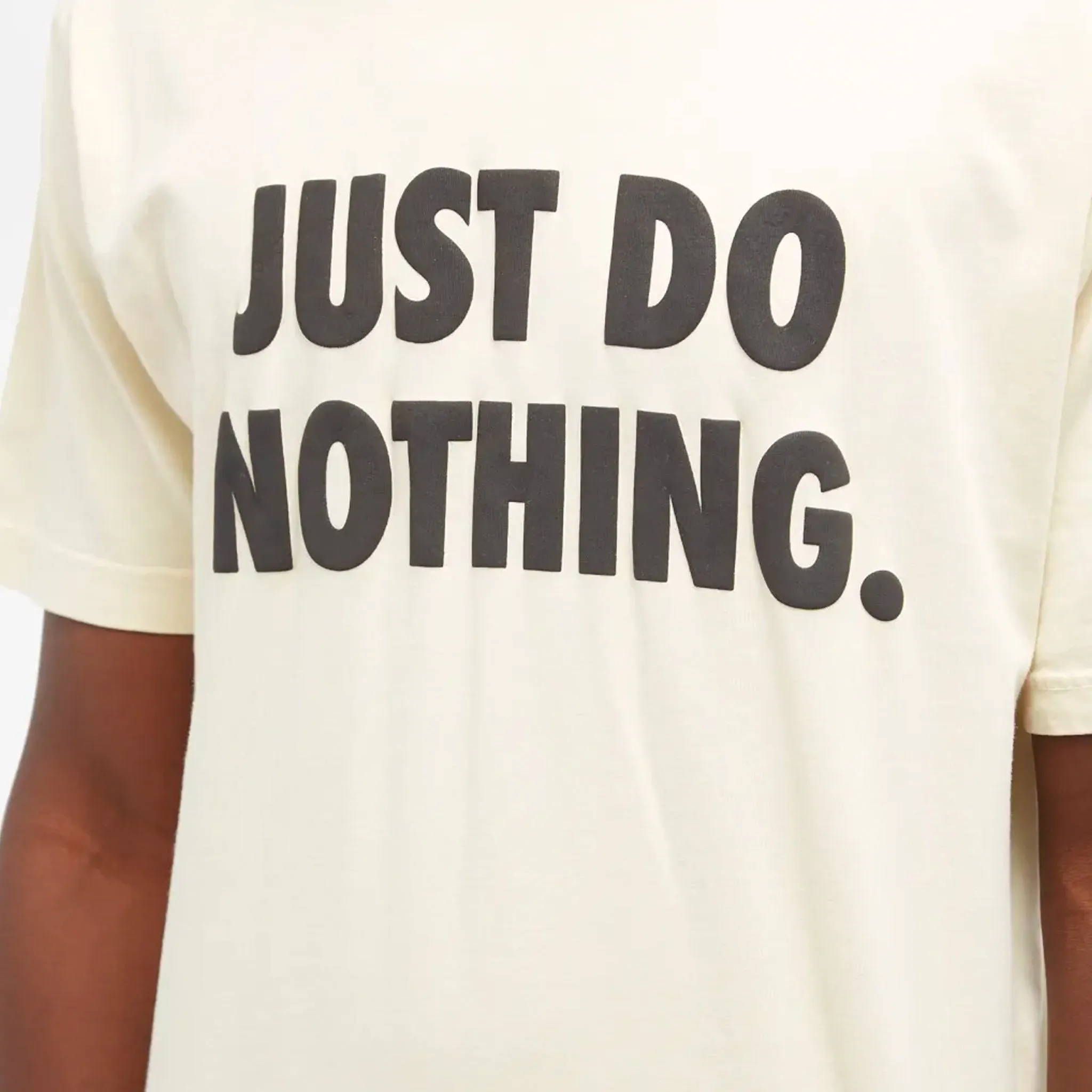 JUST DO NOTHING TEE