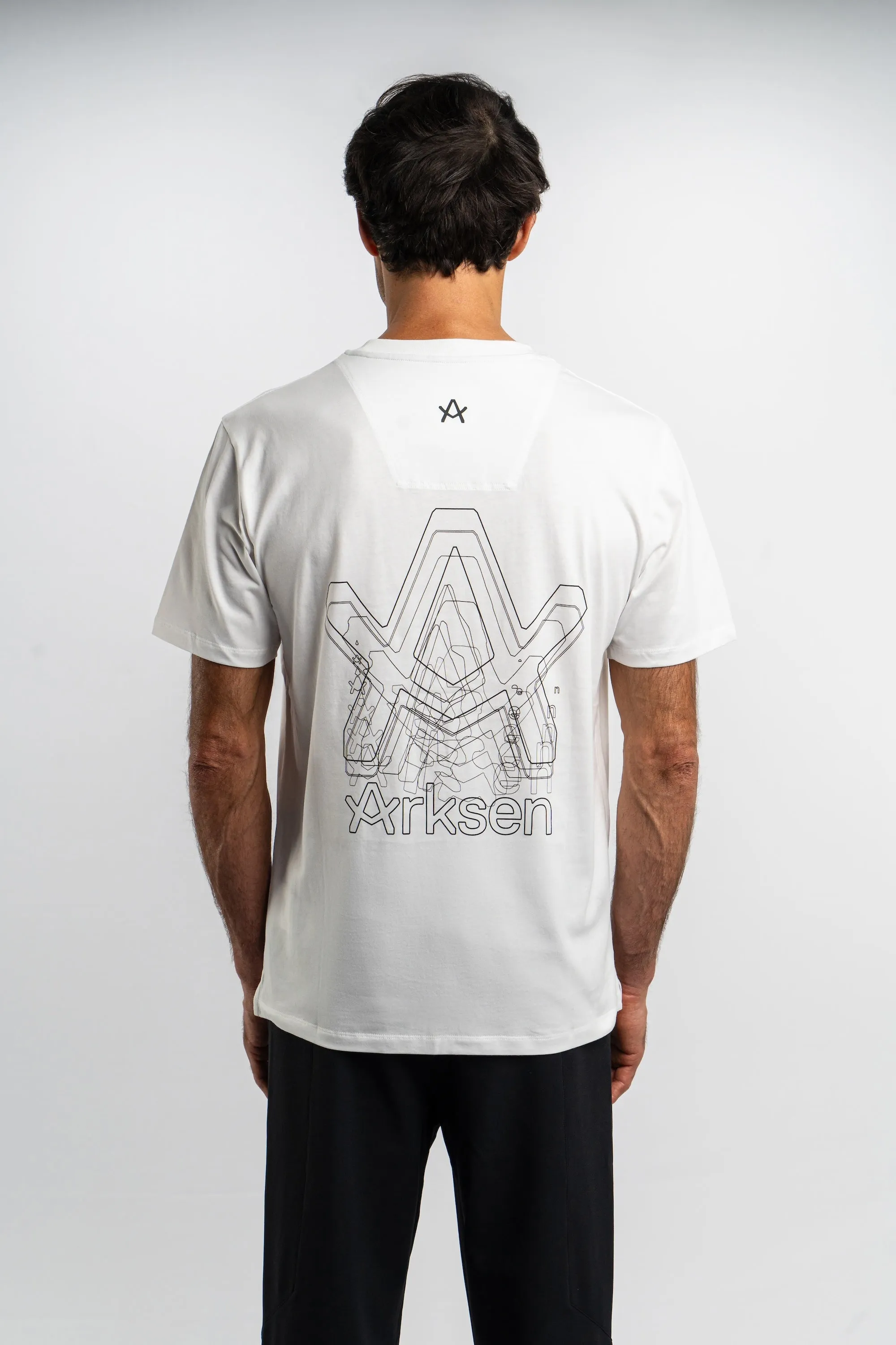 WIREFRAME GRAPHIC TEE